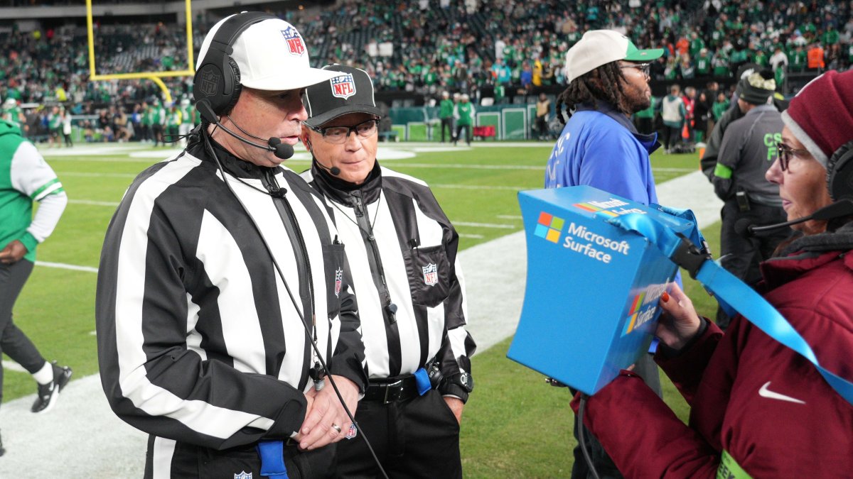 do nfl refs pay for travel