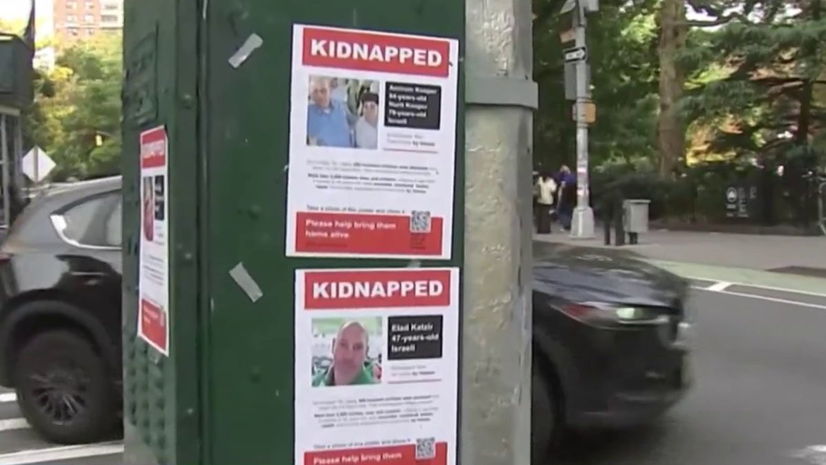 谁是在纽约市贴满以色列“绑架”海报背后的幕后人？