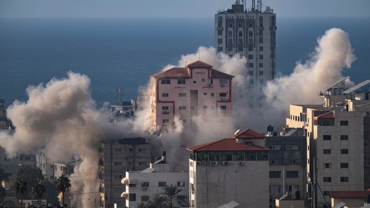 Israel pounds sealedoff Gaza strip, cuts power supply NBC New York