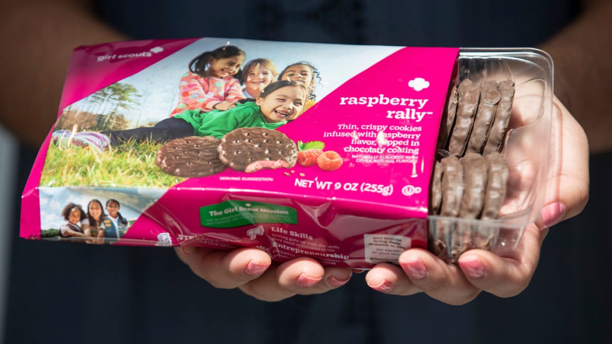 Girl Scouts discontinue popular cookie that sparked resale fiasco - Vimarsana News