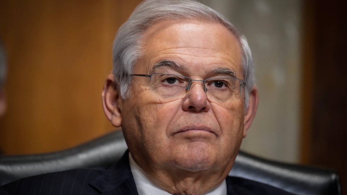 Nj Us Sen Bob Menendez Seeks Dismissal Of Criminal Charges Nbc New York