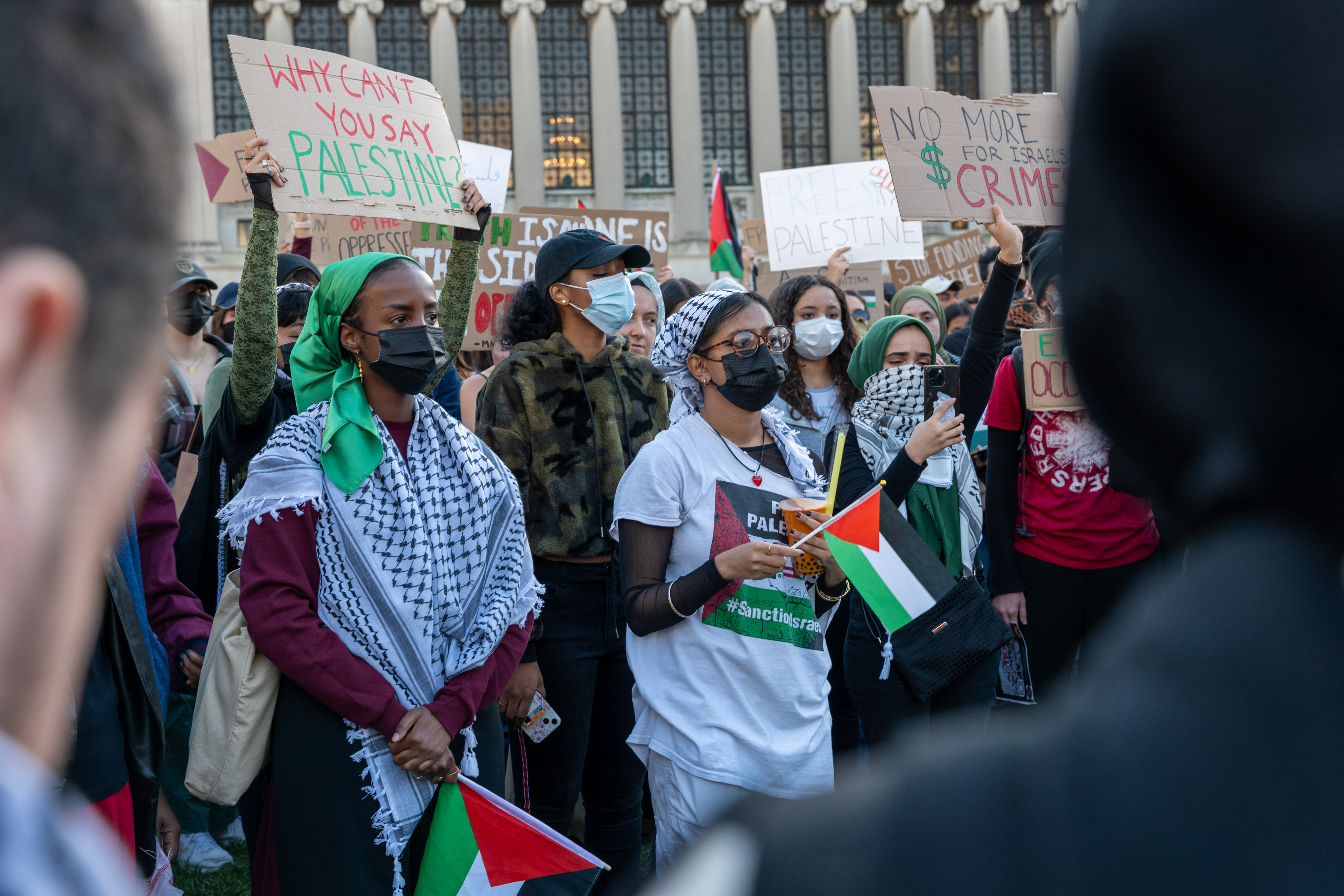 Columbia University Closes Campus Ahead of Israel-Hamas War Protests - The  New York Times