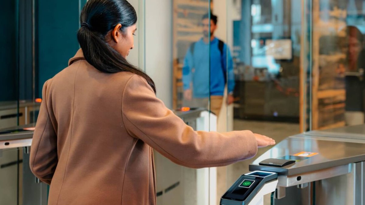 Amazon wants businesses to use its palm-scanning tech – NBC New York - Vimarsana News