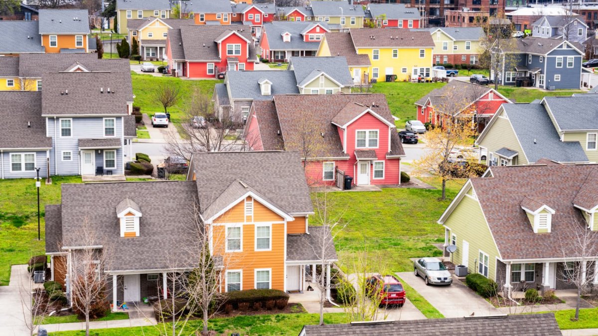 Nashville's real estate boom has builders scrambling and residents facing sky high prices - Vimarsana News