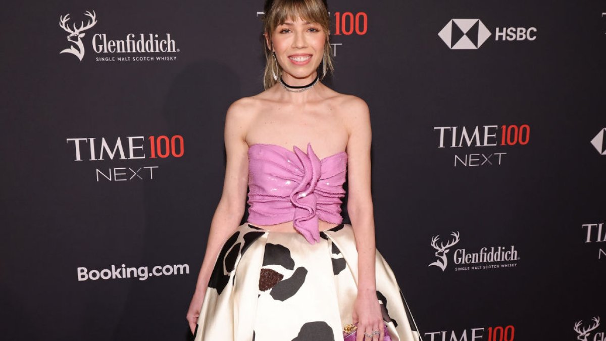 Jennette McCurdy from ‘iCarly’ shares her pregnancy scare experience due to acne medication – NBC New York