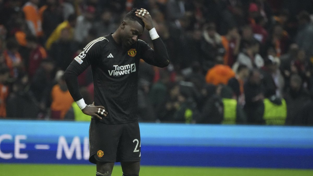 Man United stumbles at Galatasaray with UCL knockouts in jeopardy – NBC New  York