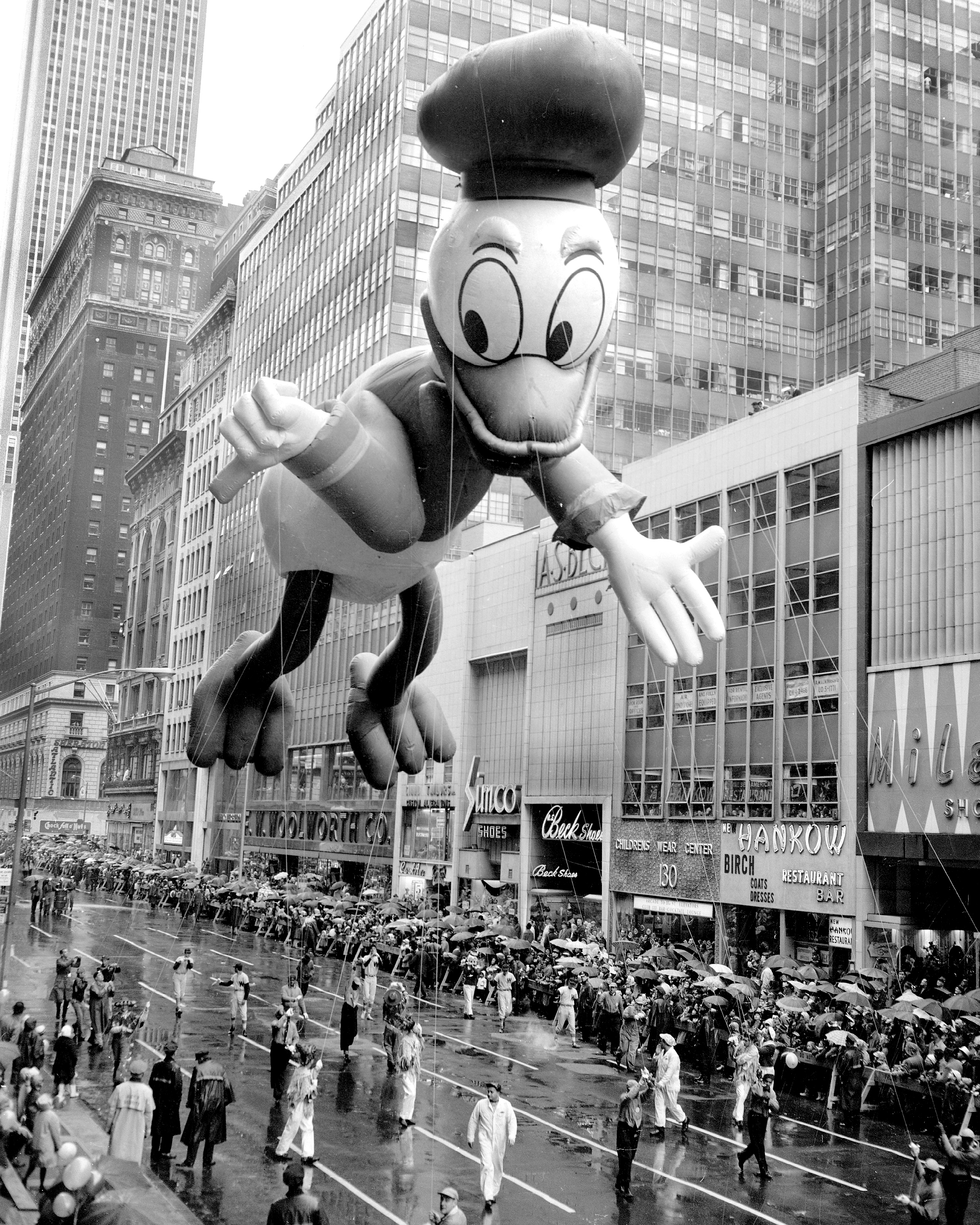 Thanksgiving Day Parade balloons Gallery NBC New York