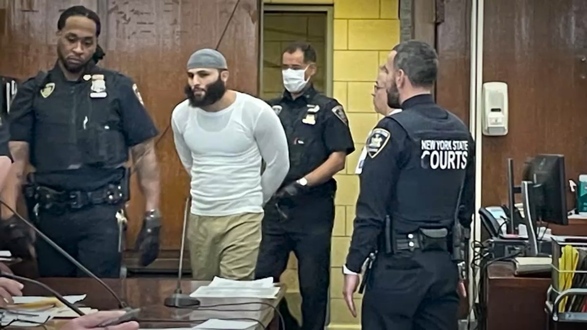 Staten Island man sentenced for antisemitic 2021 Times Square attack