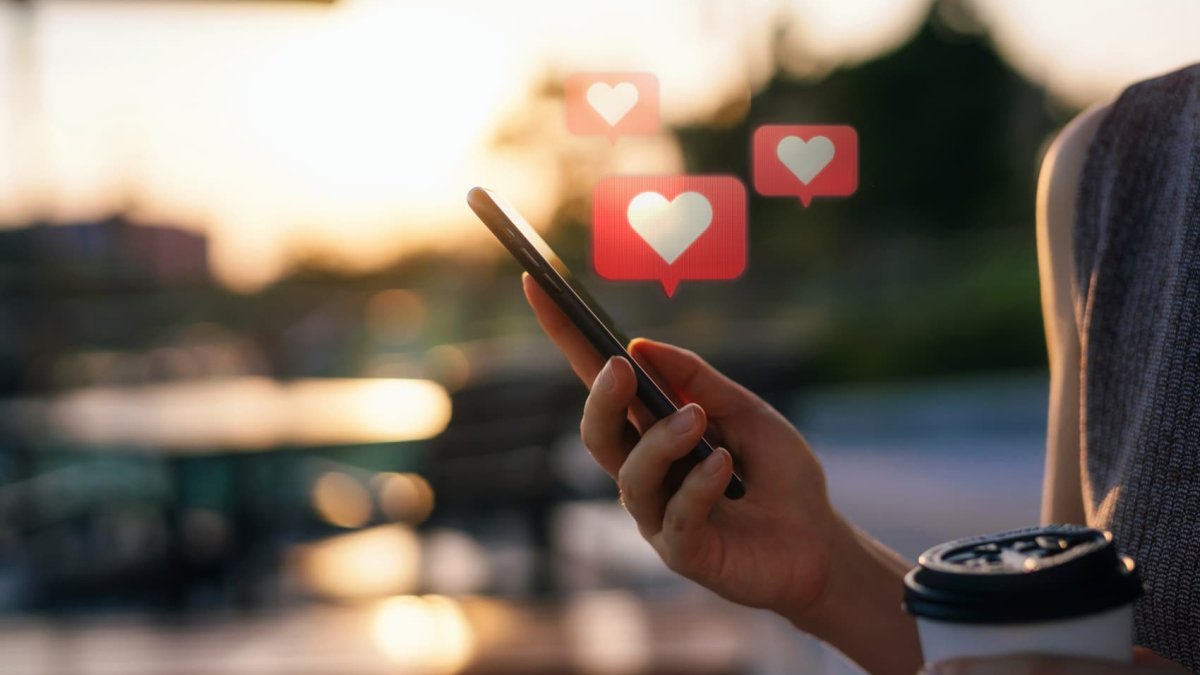 Dating apps can cost users hundreds of dollars a month, as free versions turn 'borderline unusable,' coach says – NBC New York - Vimarsana News
