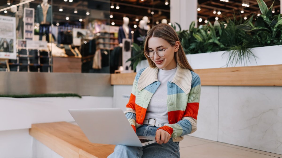 Gen Z could overtake Boomers in the workforce in 2024: This has 'sweeping implications,' economist says – NBC New York - Vimarsana News