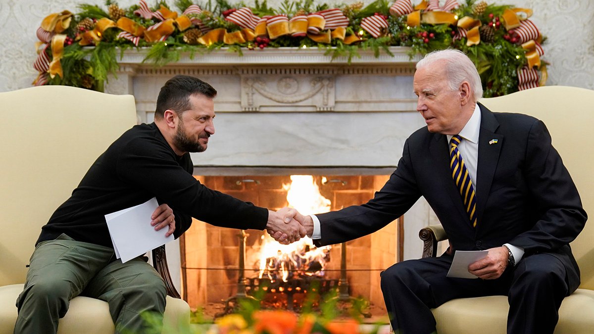 Zelenskyy in DC to meet with lawmakers, Biden as Ukraine aid package ...