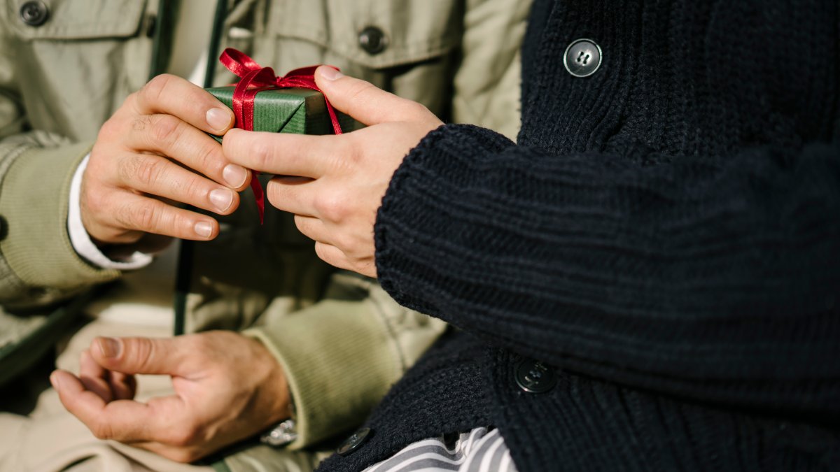 17 really last-minute gifts for him – NBC New York - Vimarsana News