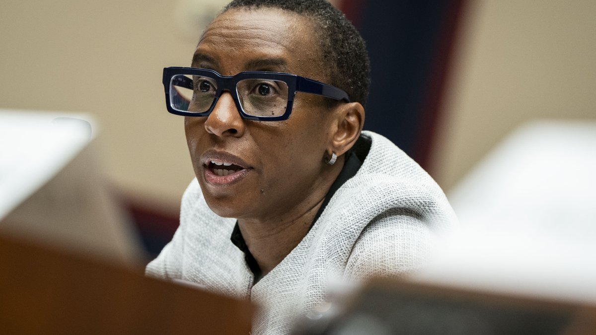 Harvard President Claudine Gay resigning amid scandals