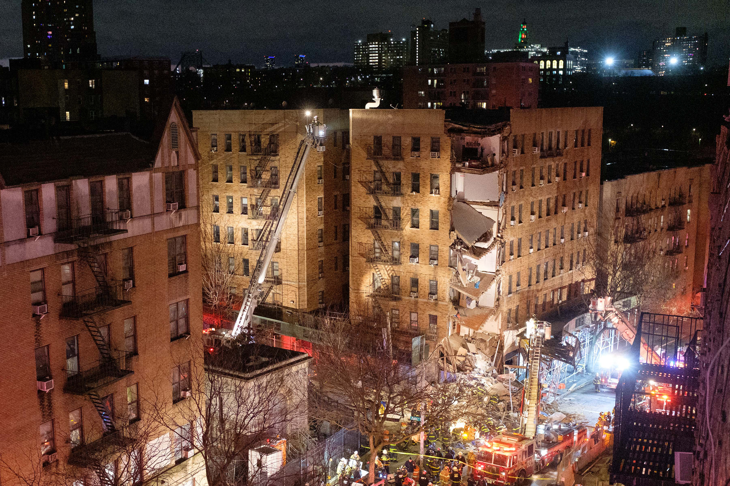 Bronx building collapse: Investigation reveals earlier inspection ...