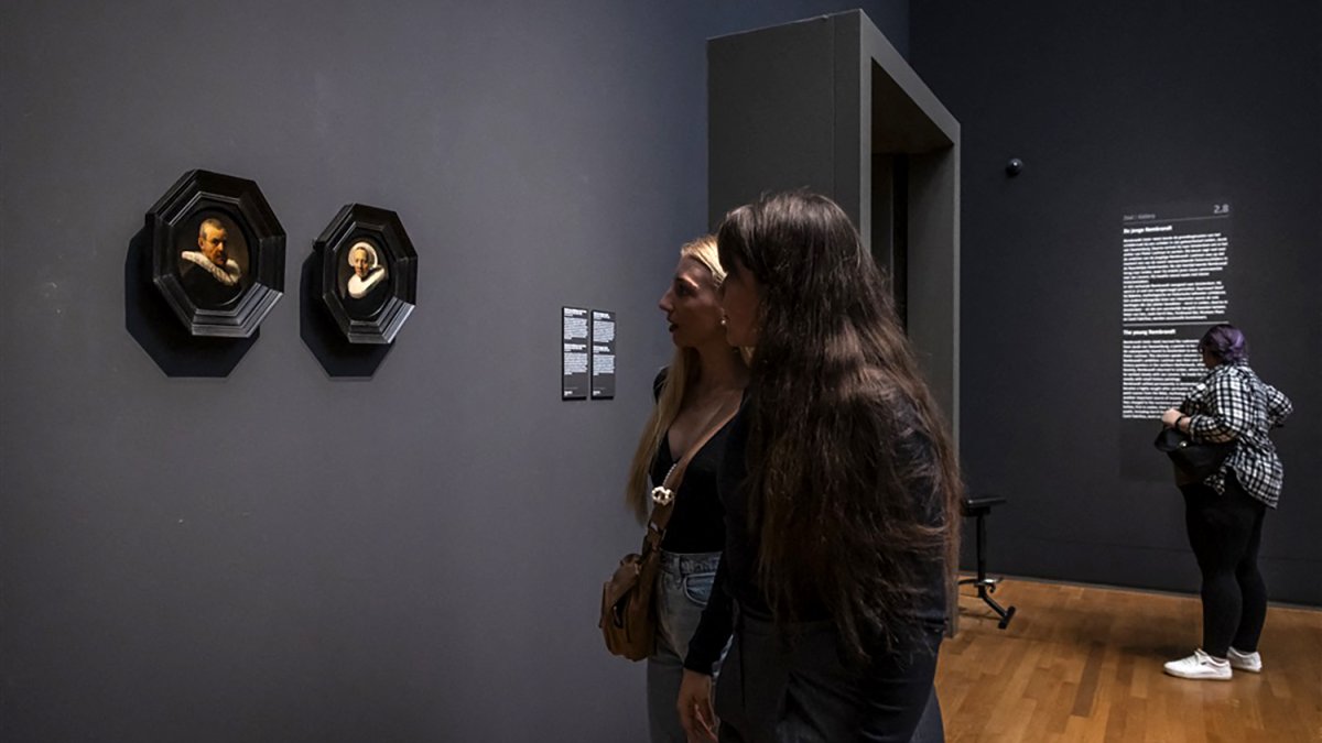 Rembrandt portraits that were privately held for nearly 200 years go on display – NBC New York - Vimarsana News
