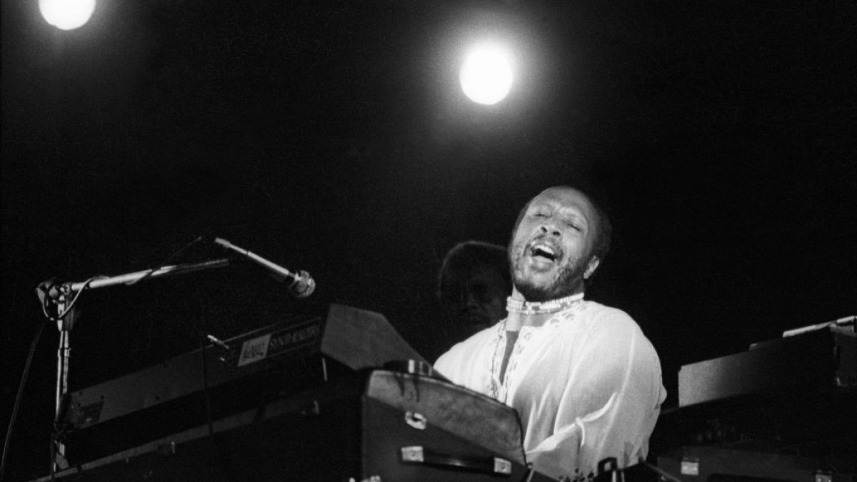 'Compared to What' performer Les McCann, a wellspring for hip-hop samples, dies at 88 – NBC New York - Vimarsana News