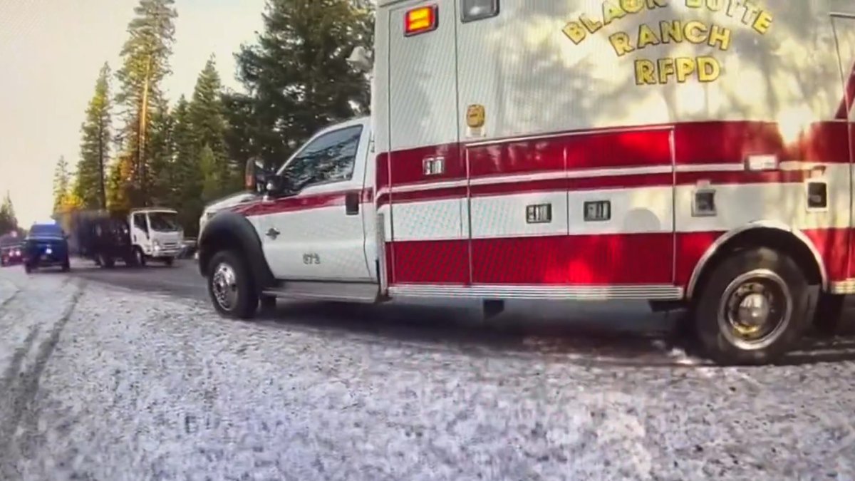 Watch: Truck crashes into police SUV, ambulance on icy Oregon road ...