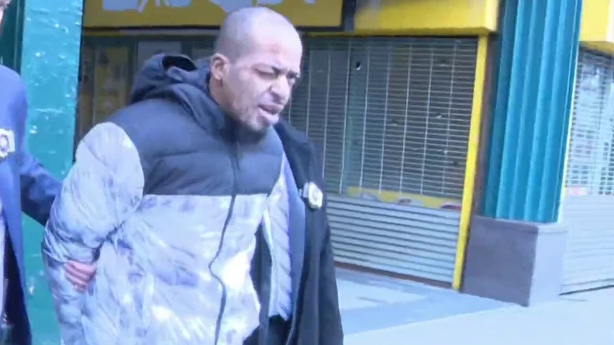 Suspect in Brooklyn subway slashings arrested, says riders should be ...