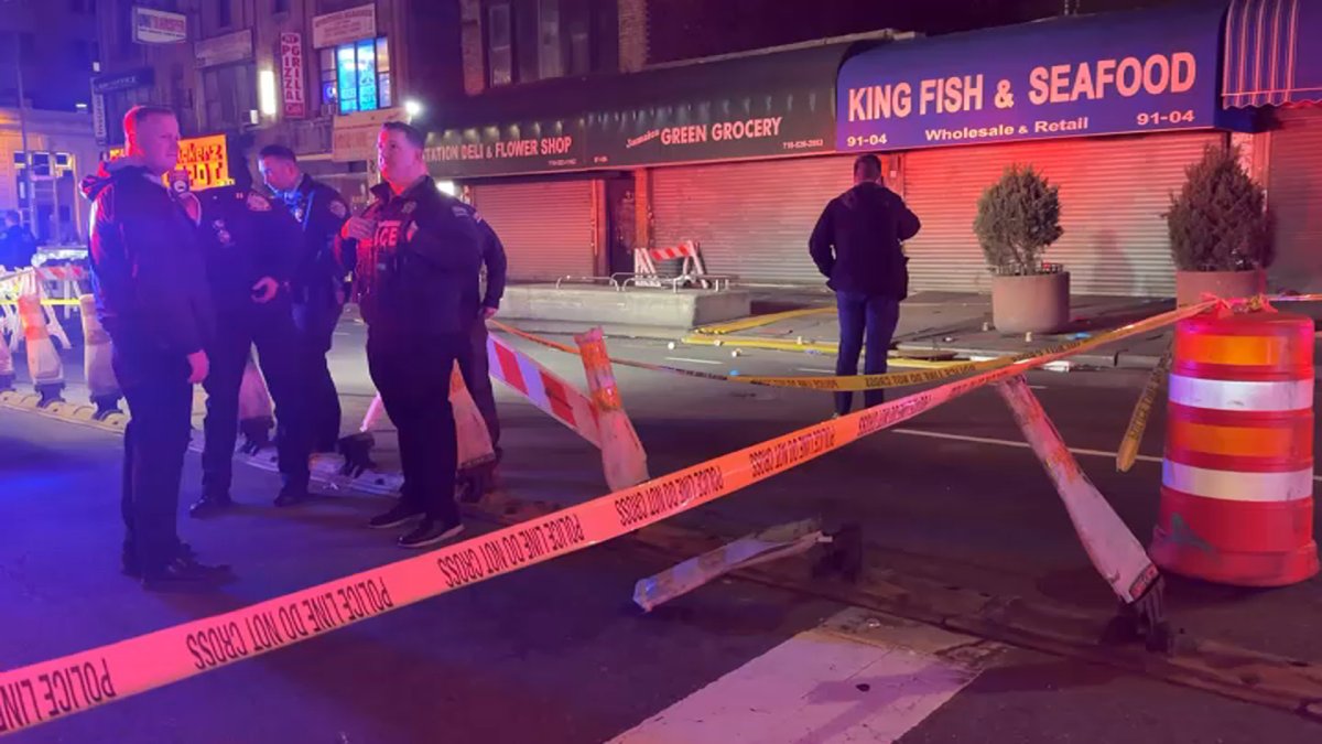Queens shooting: MTA police kill man in gunfire exchange, officials say ...