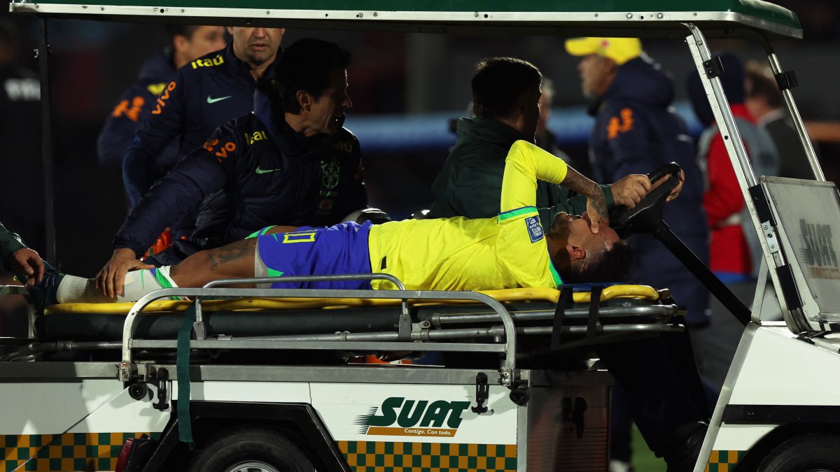 Brazil’s Neymar to miss 2024 Copa América, team doctor says – NBC New York