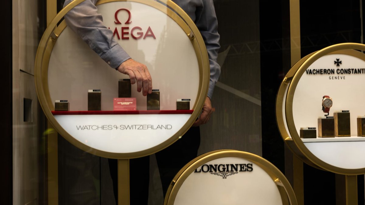 Watches of Switzerland shares plunge 30% after guidance cut - Vimarsana News