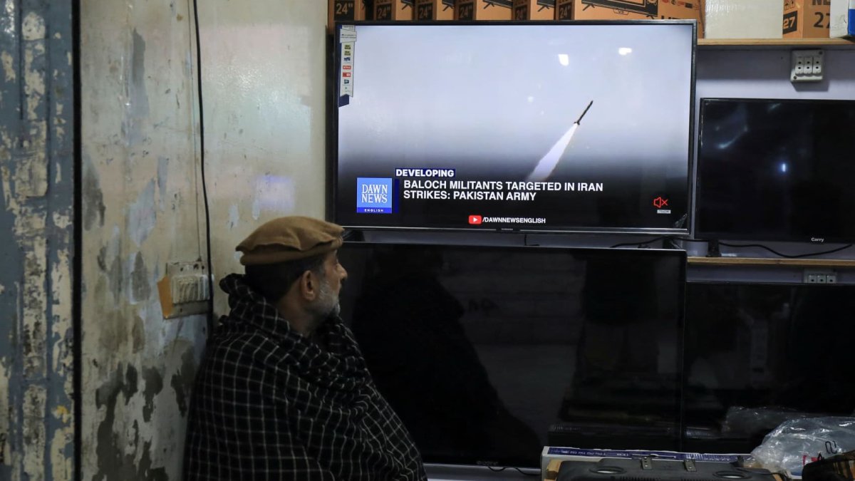 Iran's 'brazen' strikes around the Middle East send a message to Israel and the U.S., analysts say – NBC New York - Vimarsana News