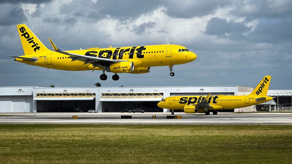 How Spirit Airlines' uncertain future could add cost and stress to travel across America - Vimarsana News
