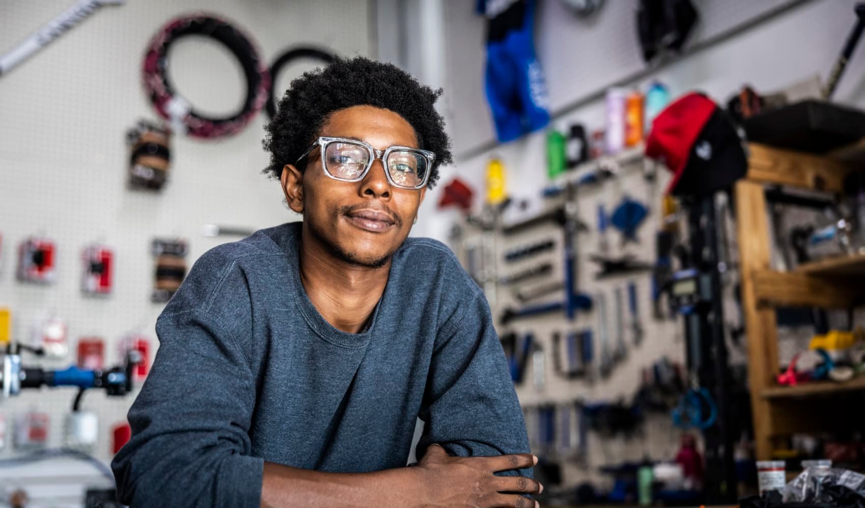 The 4 best industries to work in, according to Glassdoor—some jobs can pay more than $200,000 - Vimarsana News