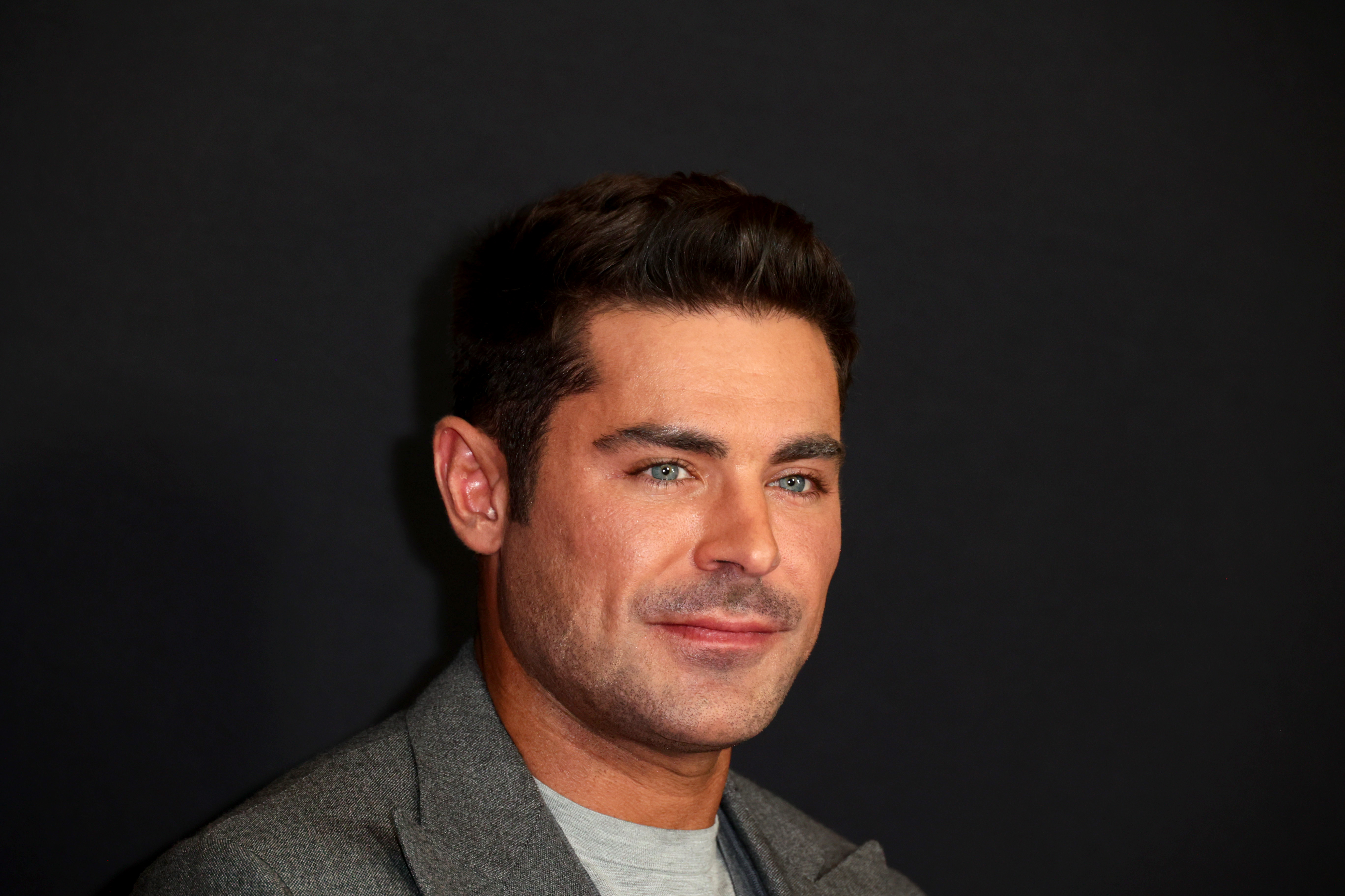 Zac Efron reveals his first kiss – NBC New York - Vimarsana News