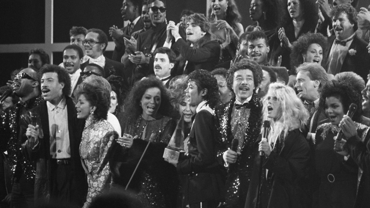 Documentary on 'We Are the World' goes inside recording session – NBC New York - Vimarsana News