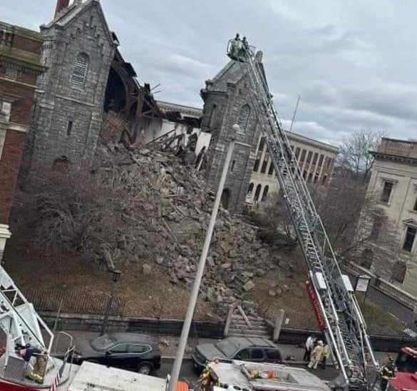 Crews responding to church collapse in New London, Conn. – NBC New York
