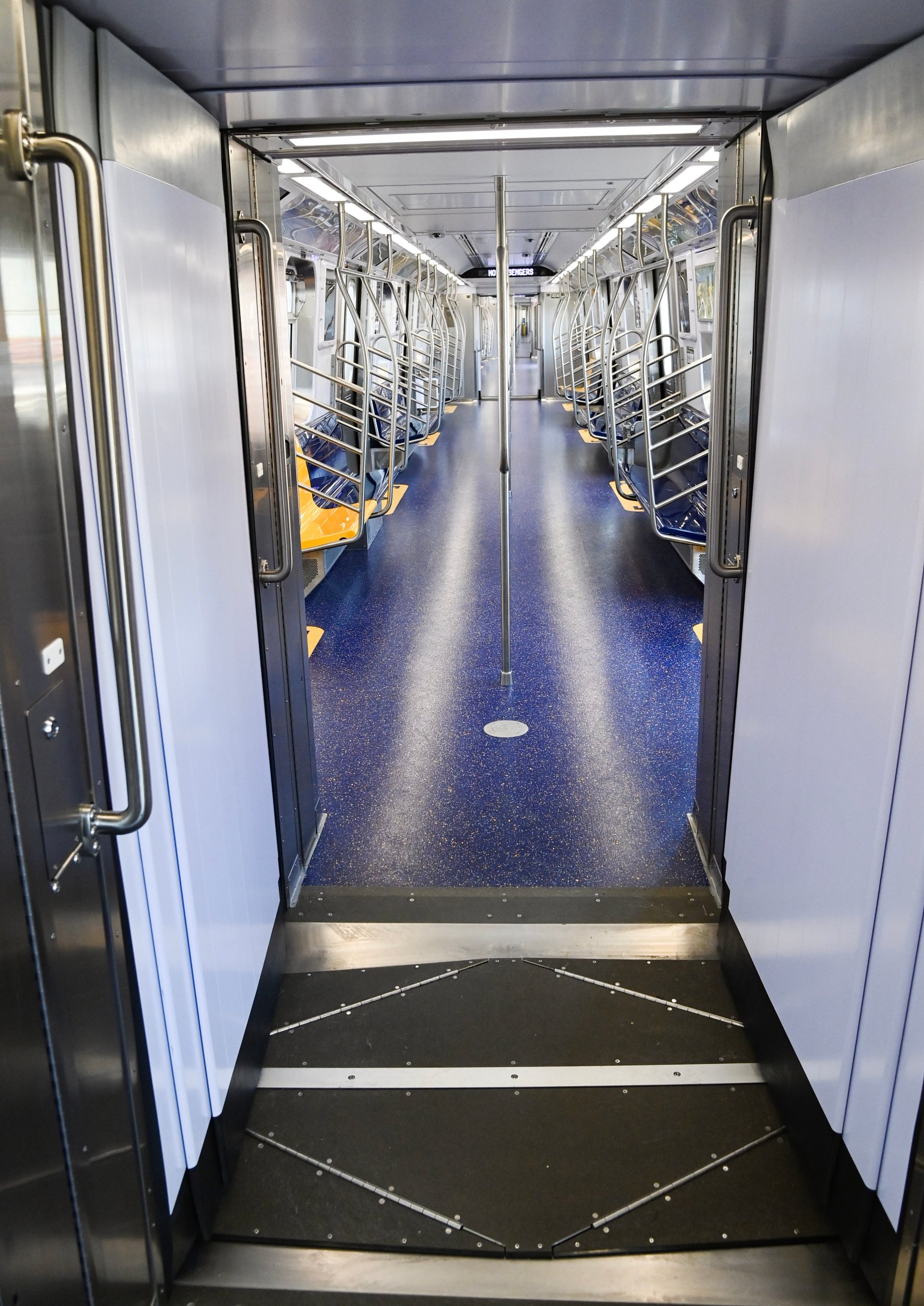 MTA new R211 subway cars with ‘open-gangway’ design – NBC New York