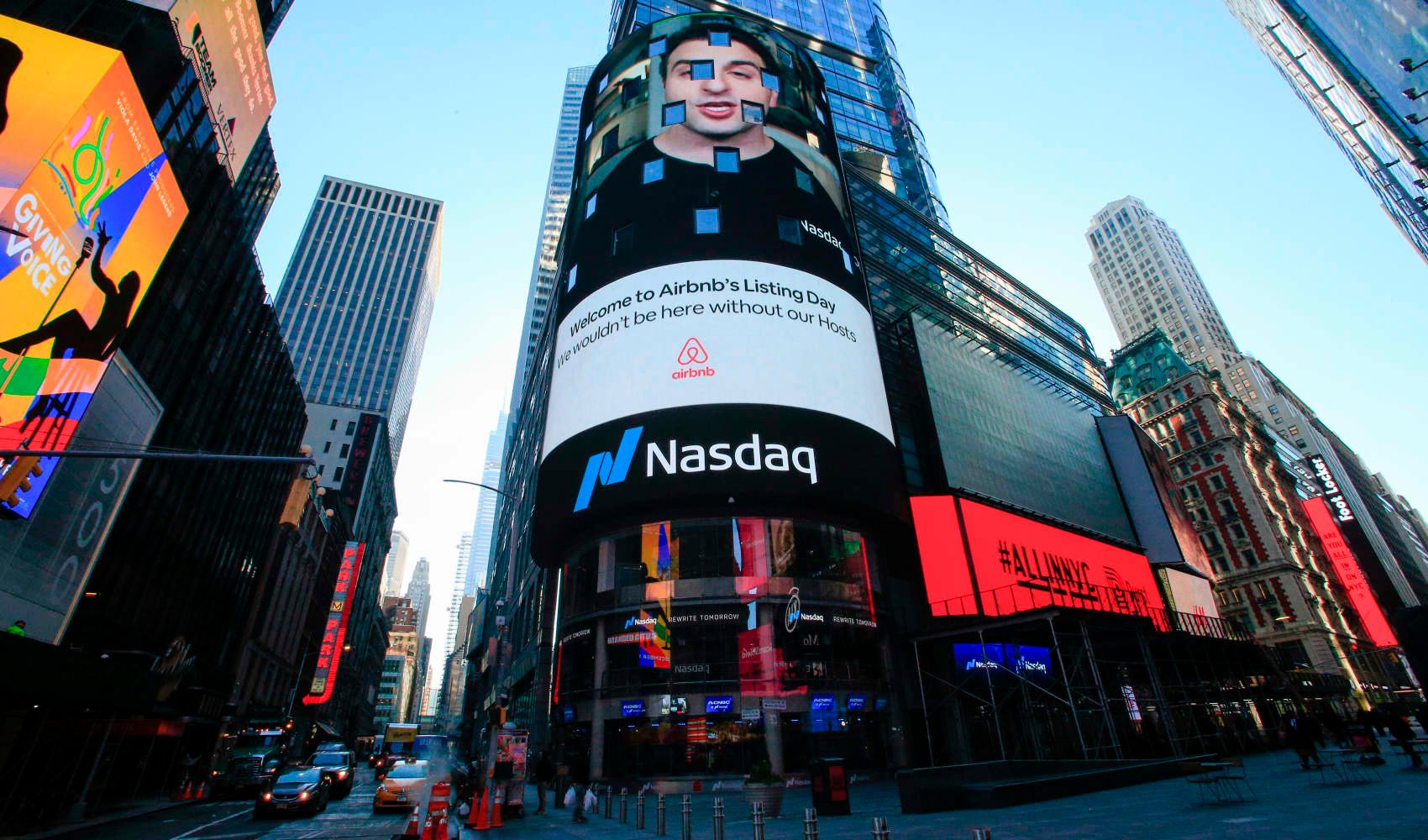 Fraudster who peddled fake pre-IPO Airbnb stock falsely claimed to represent Egypt's Mansour family - Vimarsana News