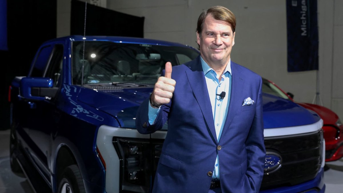 Ford CEO tells Wall Street to forget Tesla, says 'Pro' business is the future of the auto industry – NBC New York - Vimarsana News
