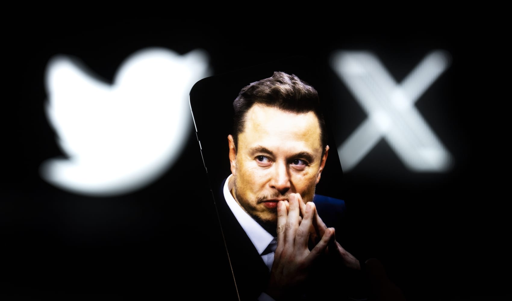 Elon Musk must testify in SEC probe of his Twitter takeover