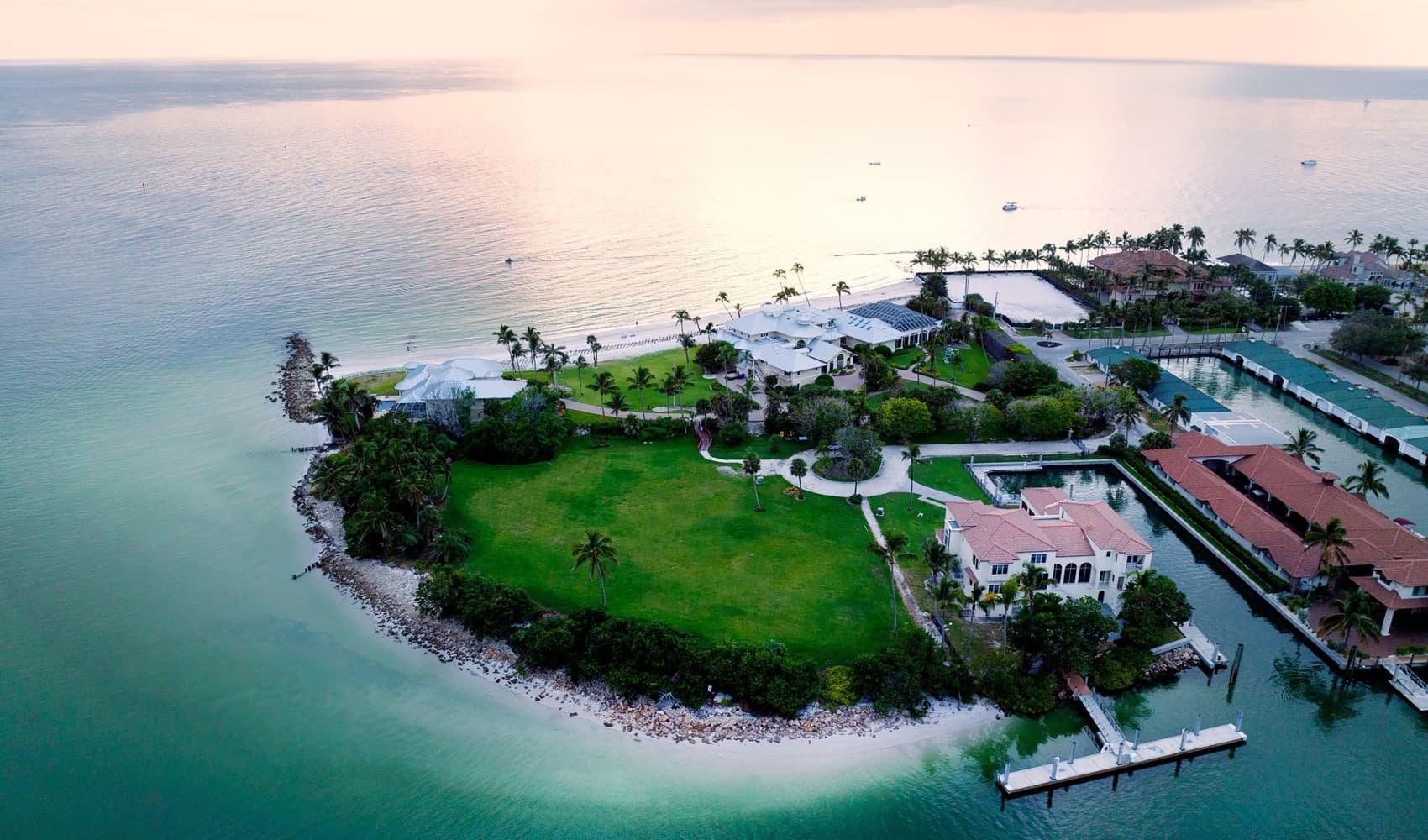 The most expensive home for sale in the U.S. goes up for $295 million in Naples, Florida - Vimarsana News