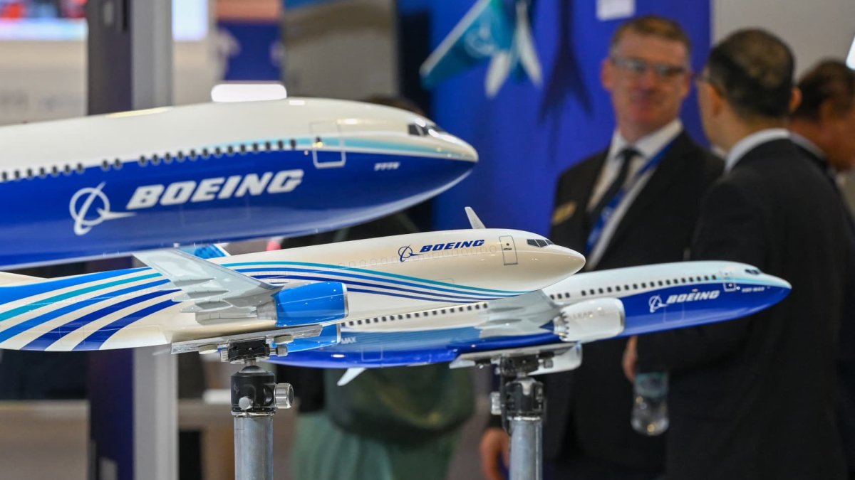 Boeing touts 737 Max as 'the safest airplane,' says China's C919 is similar to what's on the market – NBC New York - Vimarsana News
