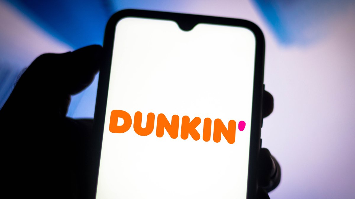 Dunkin' launches caffeinated energy drink amid Panera's controversy – NBC New York - Vimarsana News