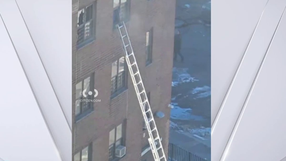 12 injured in Brooklyn apartment fire: FDNY – NBC New York