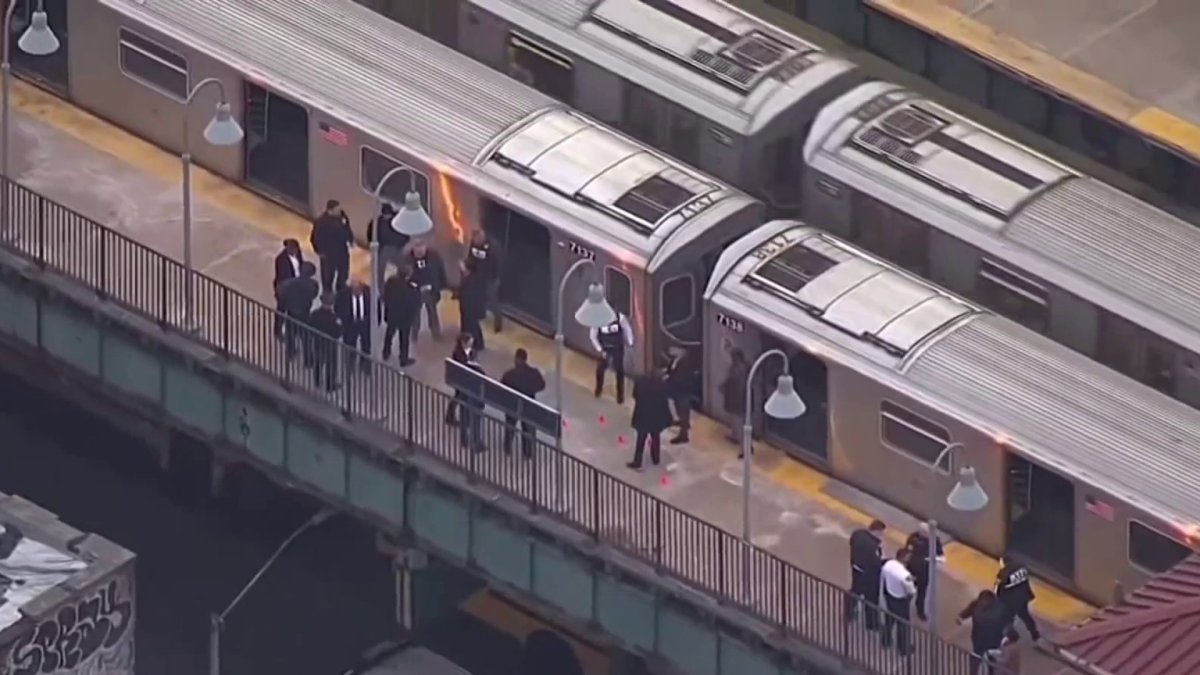 Teen arrested in Bronx subway station shooting – NBC New York