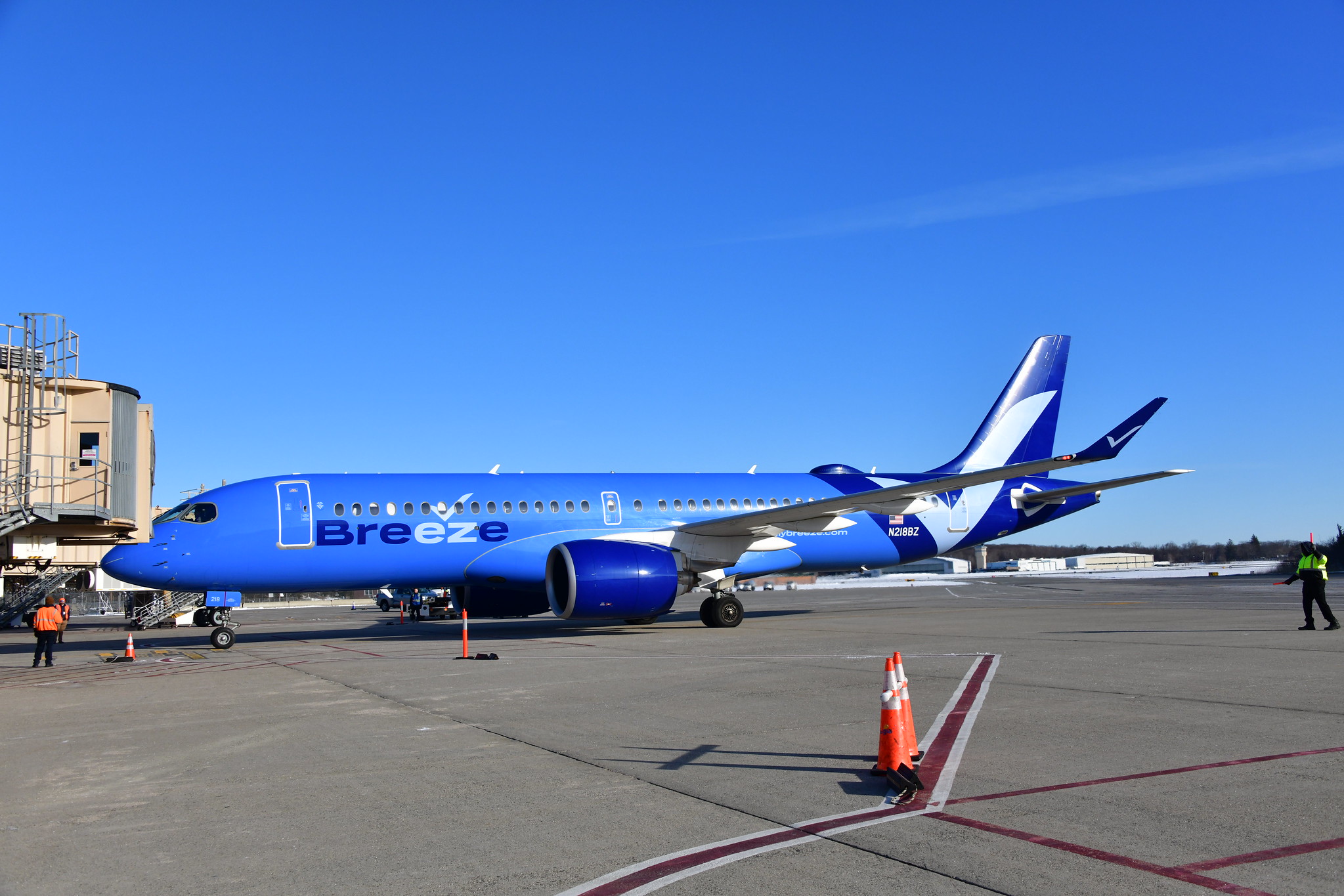 New airline Breeze Airways launches at Stewart International