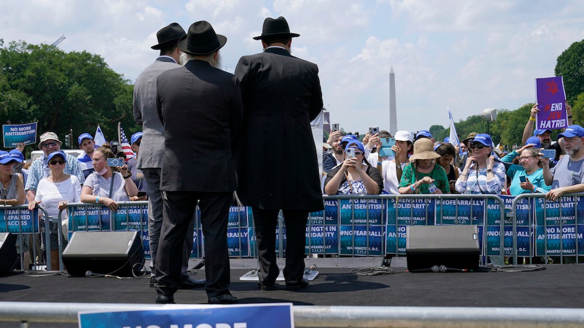 Antisemitism and safety fears on the rise among jews in America – NBC New York - Vimarsana News