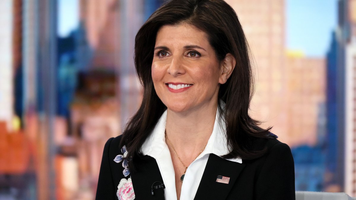 Nikki Haley challenges Donald Trump ahead of South Carolina primary – NBC New York - Vimarsana News