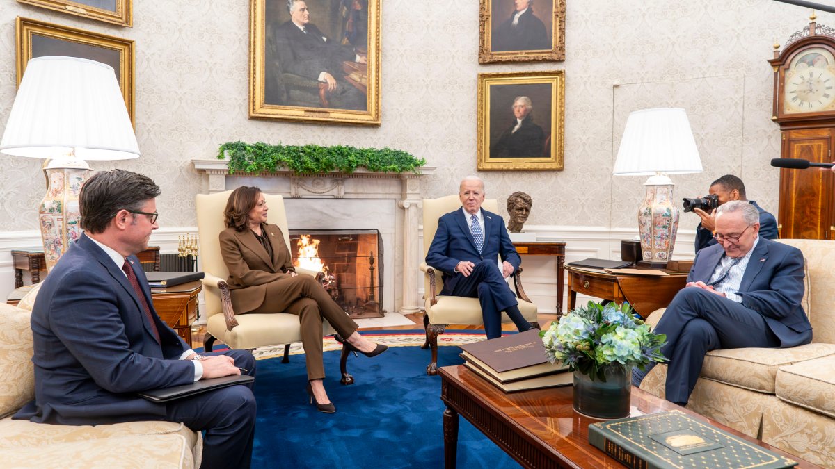 Congress strikes deal to avert a partial government shutdown — for now Congress strikes deal to avert a partial government shutdown — for now