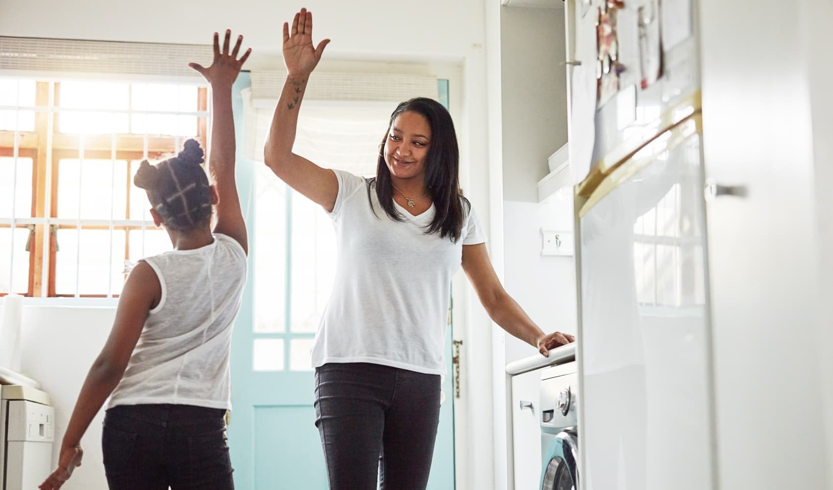 5 ways to help your kids be more successful than most—including one 'many parents fail to teach,' expert says – NBC New York - Vimarsana News