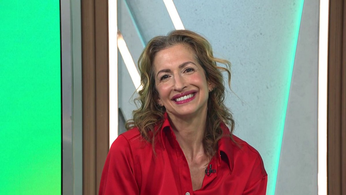 Alysia Reiner on new play, ‘43 Stages of Grieving: A Comedy’ – NBC New York