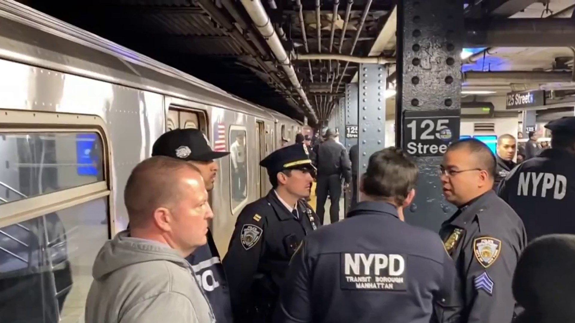 Subway rider killed after pushed onto tracks at East Harlem