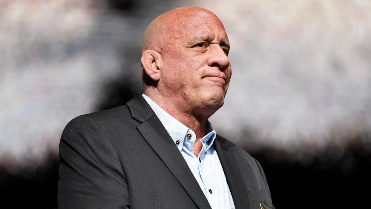 ExUFC fighter Mark Coleman hospitalized after rescuing parents from