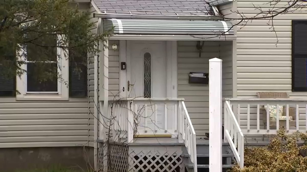 Long Island police identify 19-year-old killed at Bay Shore house party – NBC New York - Vimarsana News