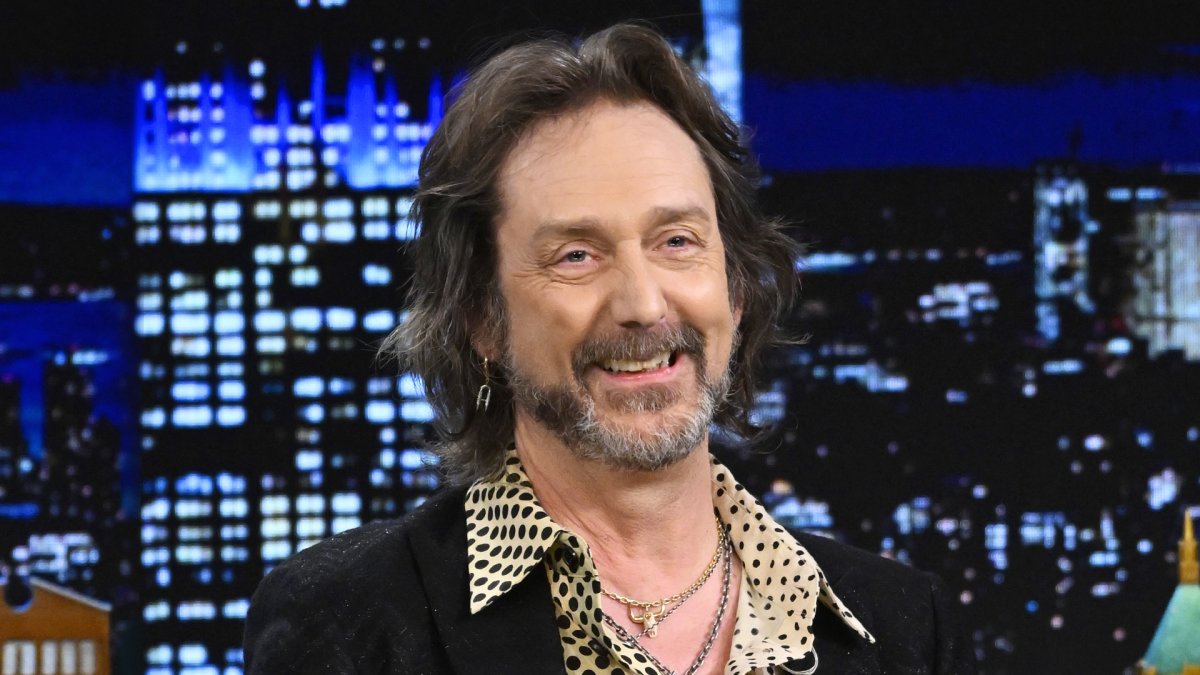 Chris Robinson of The Black Crowes explains why ZZ Top once fired them from  a tour – NBC New York
